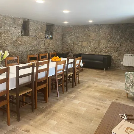 Quinta Dos Mouras Hébergement de vacances Castelbuono